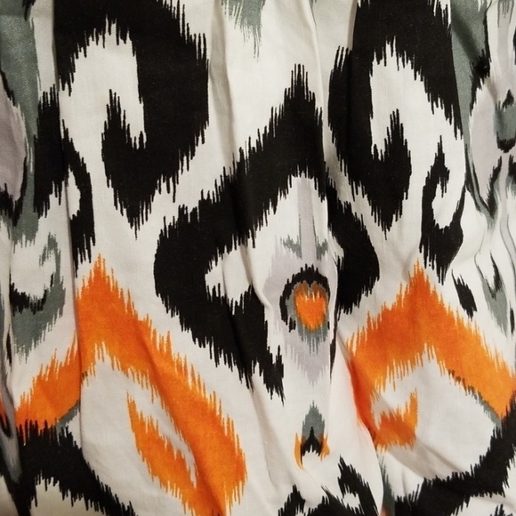 💕BEBE💕 Orange & Black Pattern Mini Dress - Picture 3 of 5